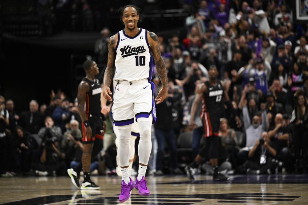 更展示了球 更展示了球