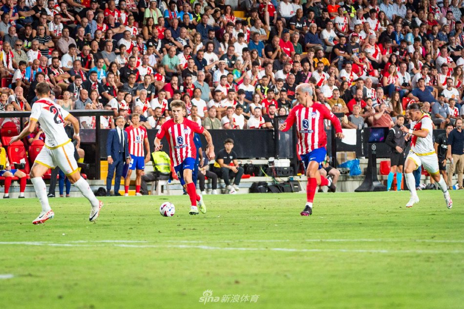 诗岩之间还 诗岩之间还